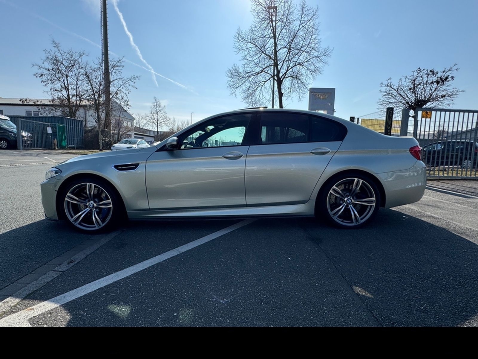 BMW M5 Individual*HEAD-UP*SOFT-CLOSE*GSD*NAVI*CARBON foto 47