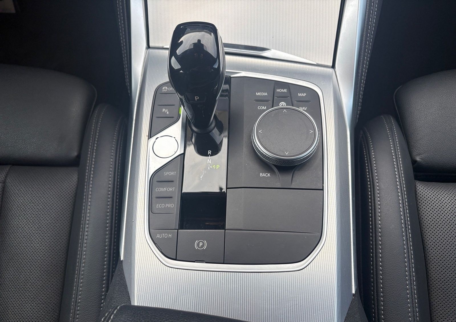 BMW M440i xDrive Gran Coupé DA Prof PA HUD H/K Laser foto 14