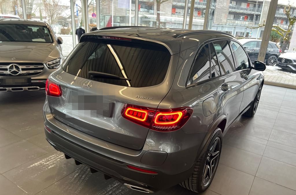 Mercedes-Benz GLC 300 e 4M AMG Night Mutlibeam Keyless 19Zoll foto 5