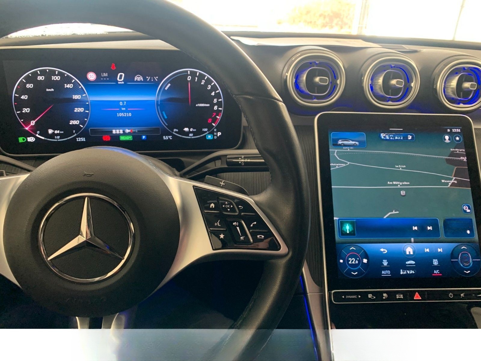 Mercedes-Benz C 300 e NewMod Avantgarde Digital LED Kam Distr+ foto 12