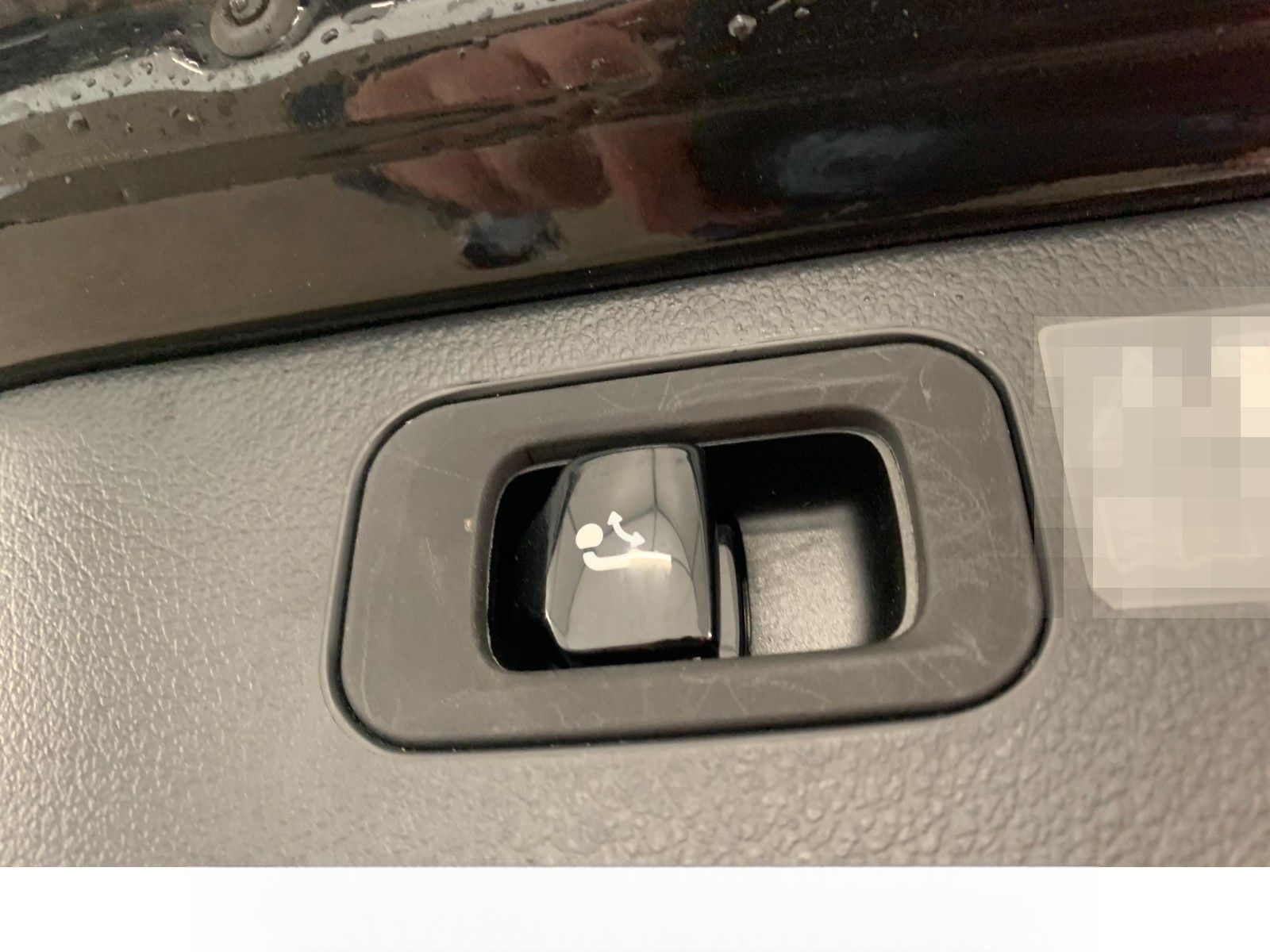 Mercedes-Benz C 300 e NewMod Avantgarde Digital LED Kam Distr+ foto 7