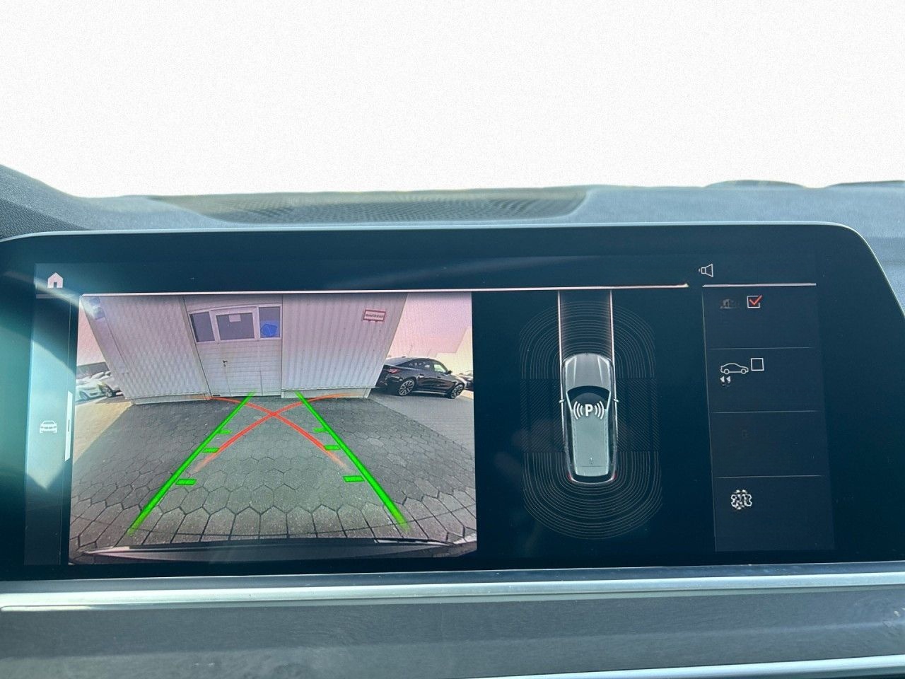 BMW X5 xDrive30d PANO,AdpLED,STHZ,H/K,DAPro,PA Navi foto 16