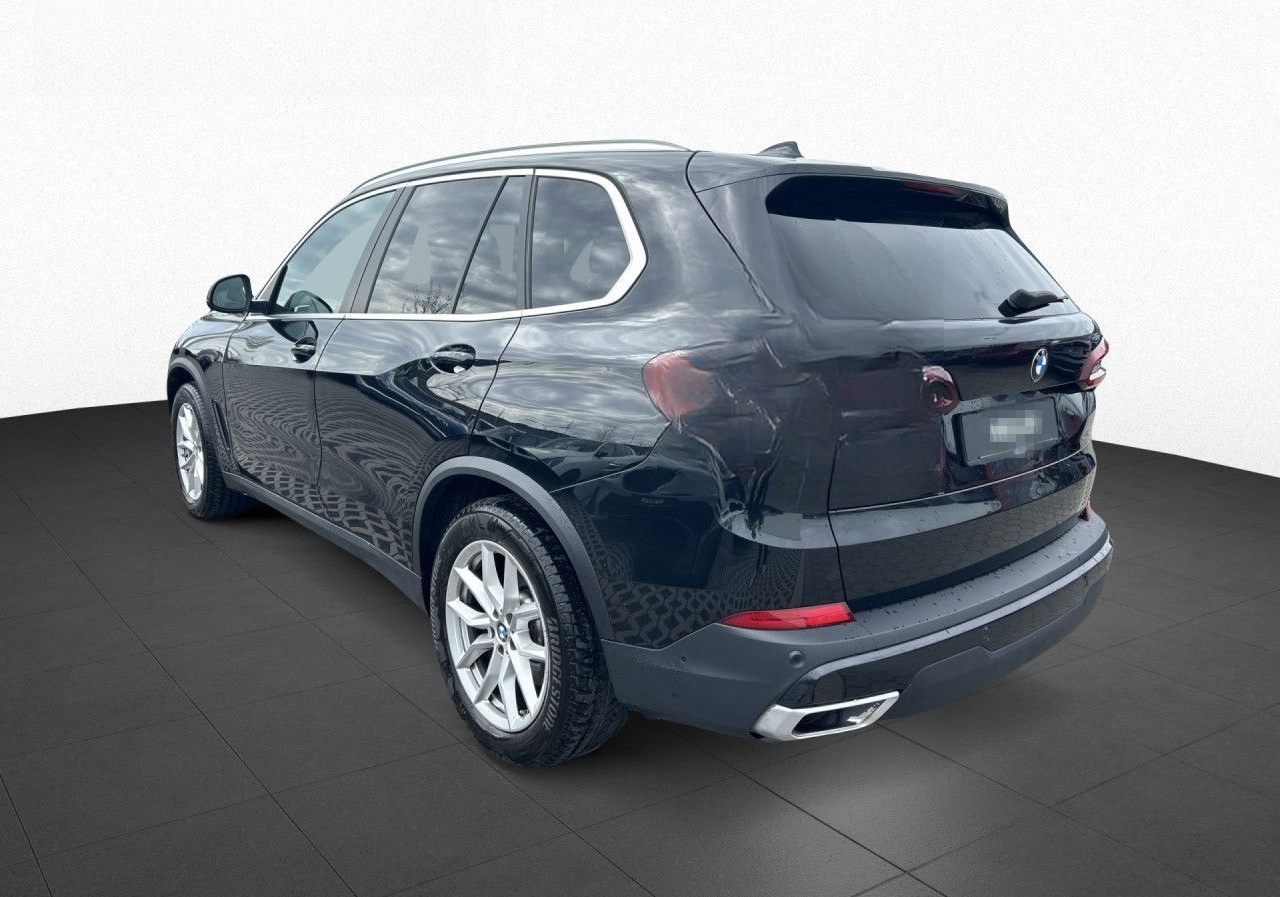 BMW X5 xDrive30d PANO,AdpLED,STHZ,H/K,DAPro,PA Navi foto 6
