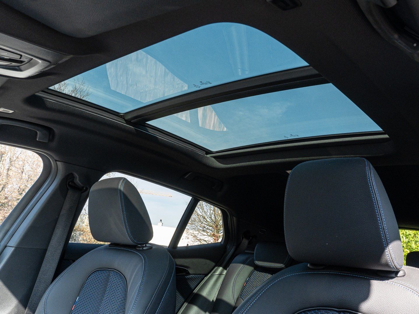 BMW X2 M35i Pano, Rückfahrkamera, PDC, Sitzheizung foto 6