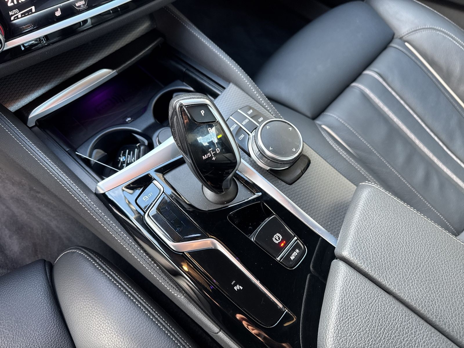 BMW 530d Limousine Head-Up HiFi foto 14