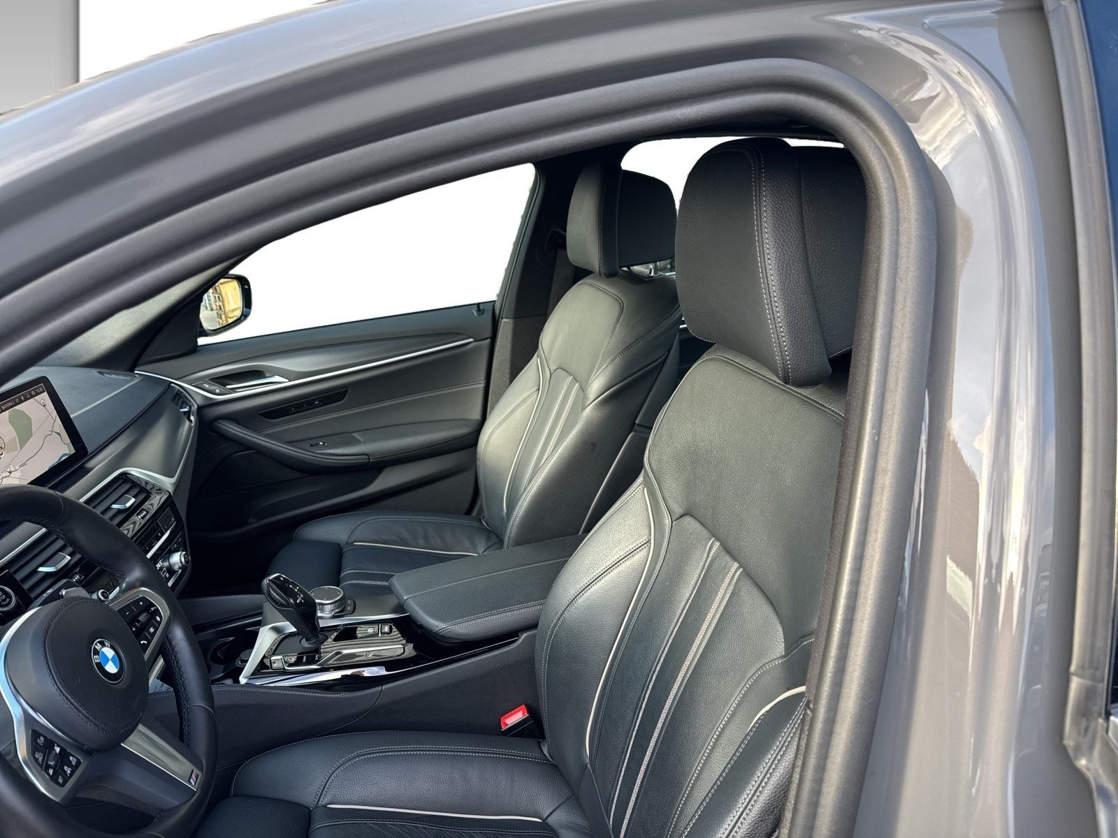 BMW 530d Limousine Head-Up HiFi foto 10