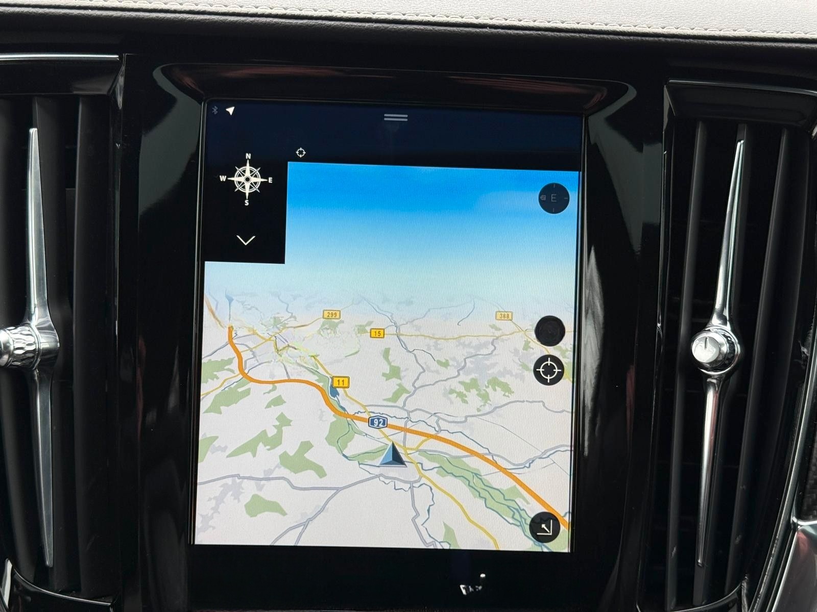 Volvo S90 Lim. R Design AWD LED NAVI HUD B&W LEDER foto 22