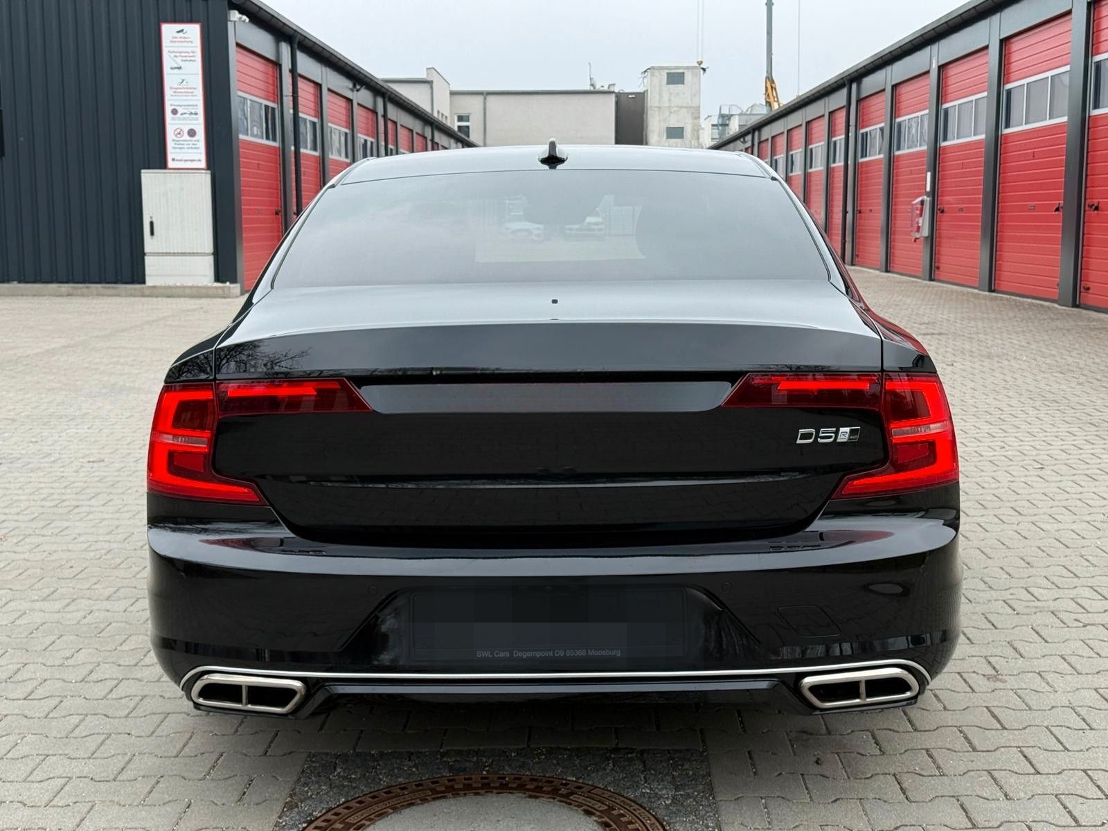 Volvo S90 Lim. R Design AWD LED NAVI HUD B&W LEDER foto 5