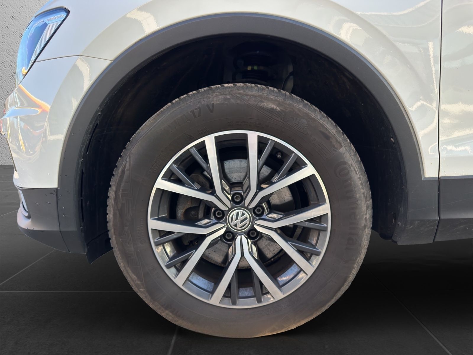 Volkswagen Tiguan Allspace Comfortline *7 Sitzer*AHK*Navi* foto 15