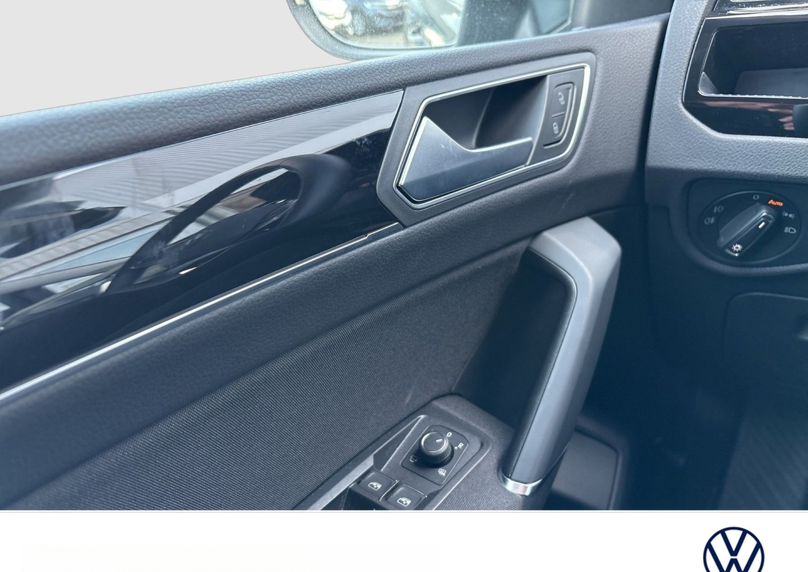 Volkswagen Touran 2.0 HIGHLINE AHK CAM ACC LM17 EKLAPPE NAV foto 19
