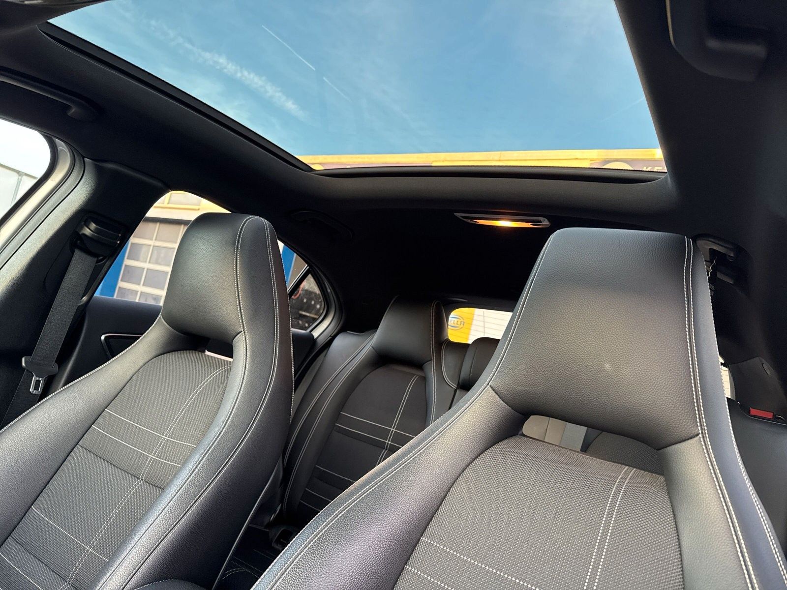 Mercedes-Benz A 200 BlueEfficiency|Panorama|Kamera|Night-Paket foto 13