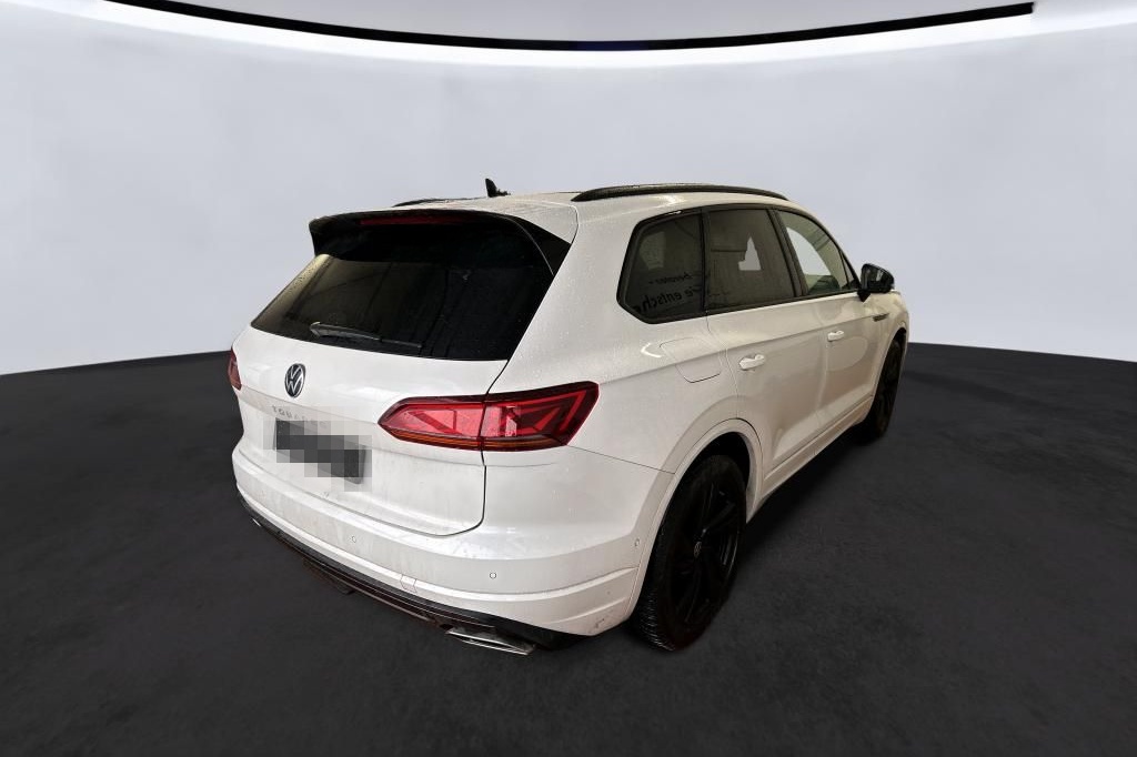 Volkswagen Touareg 3.0 TDI 4Motion R-Line BlackStyle foto 2