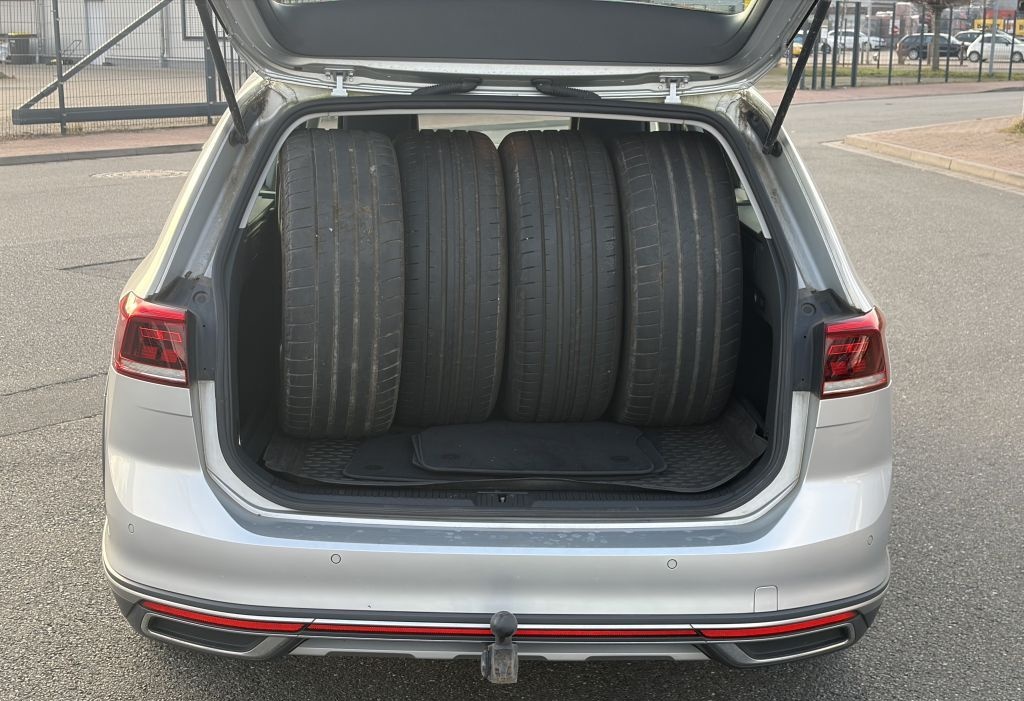 Volkswagen Passat Variant 2.0 TDI SCR DSG 4Motion Alltrack foto 5
