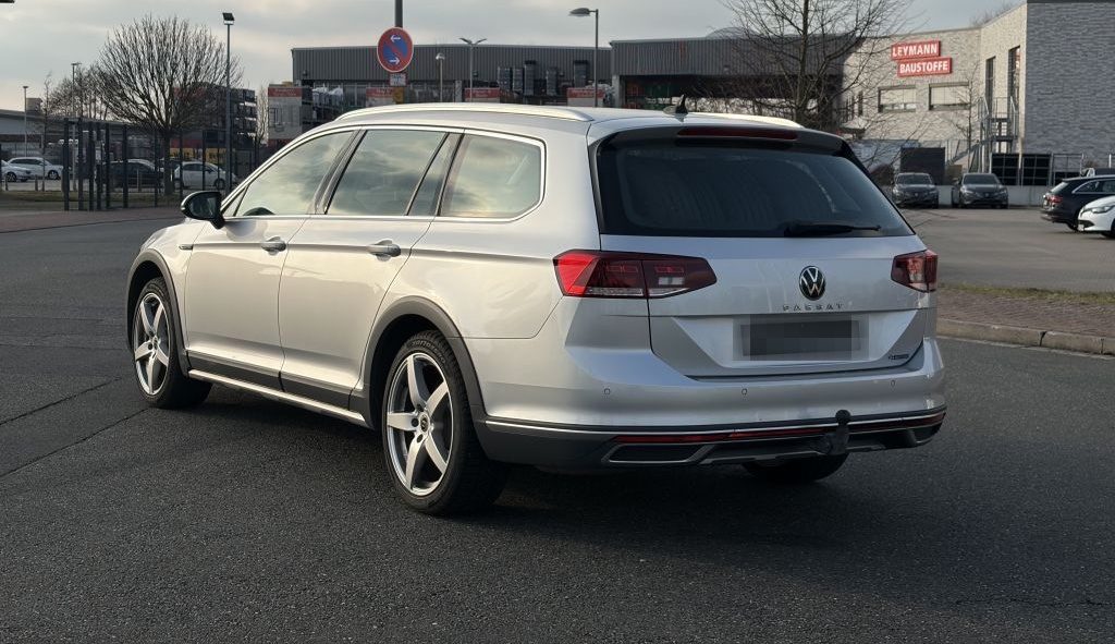 Volkswagen Passat Variant 2.0 TDI SCR DSG 4Motion Alltrack foto 6