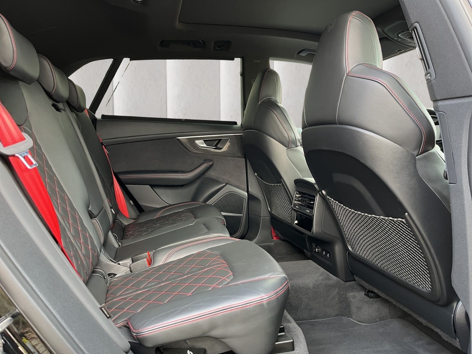 Audi SQ8 4.0 TFSI q B&O/Massage/AHK/Luftfeder foto 18