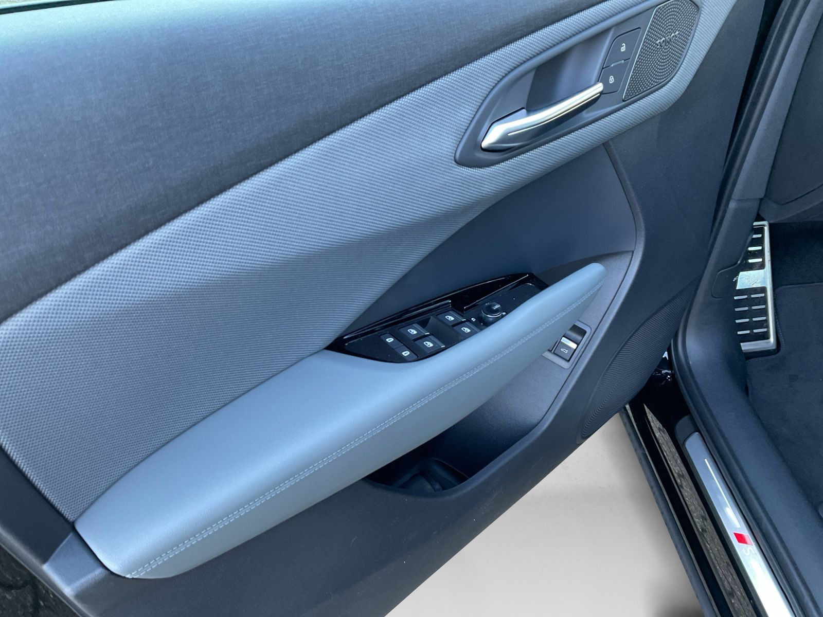 Audi Q3 SUV e-hybrid 2x S line AHK MATRIX HUD SONOS foto 19