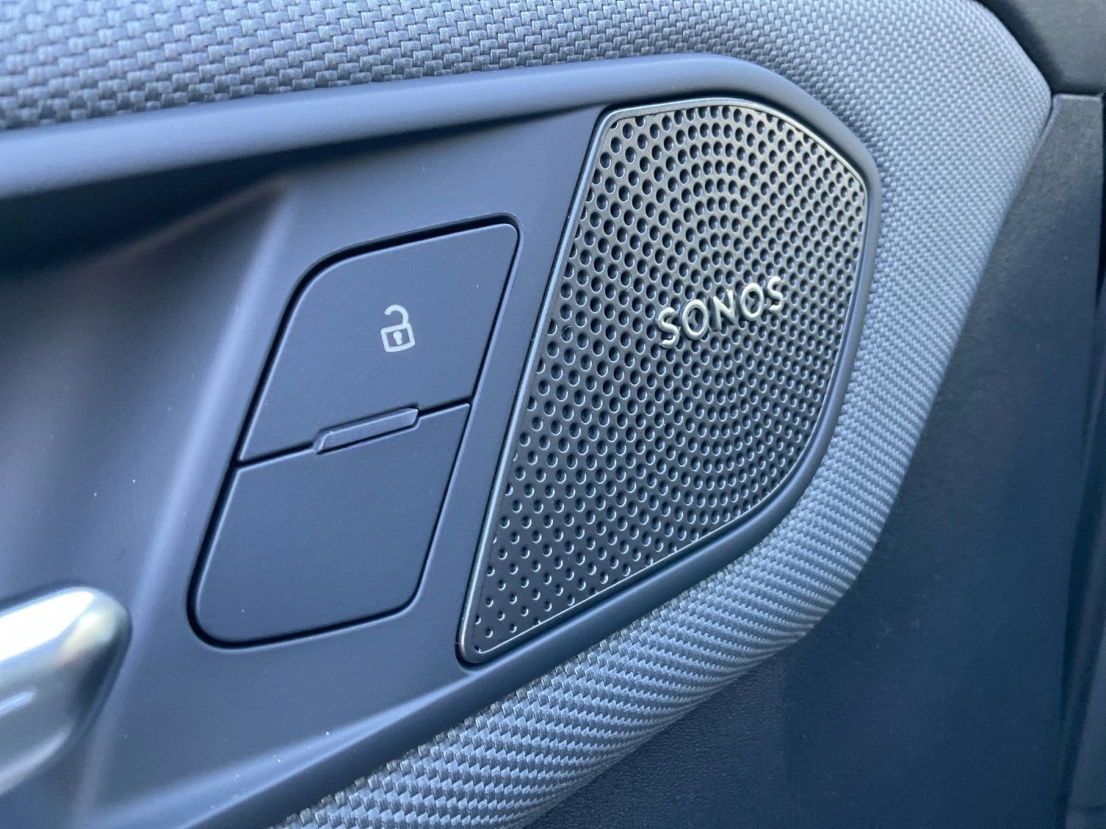 Audi Q3 SUV e-hybrid 2x S line AHK MATRIX HUD SONOS foto 21