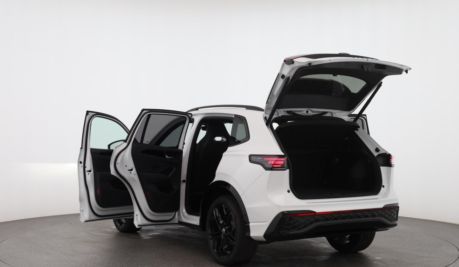 Volkswagen Tiguan R-Line eTSI DSG foto 11