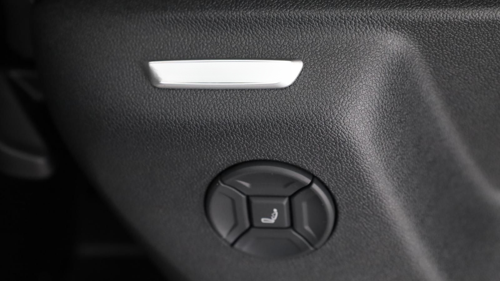 Volkswagen Tiguan R-Line eTSI DSG foto 18