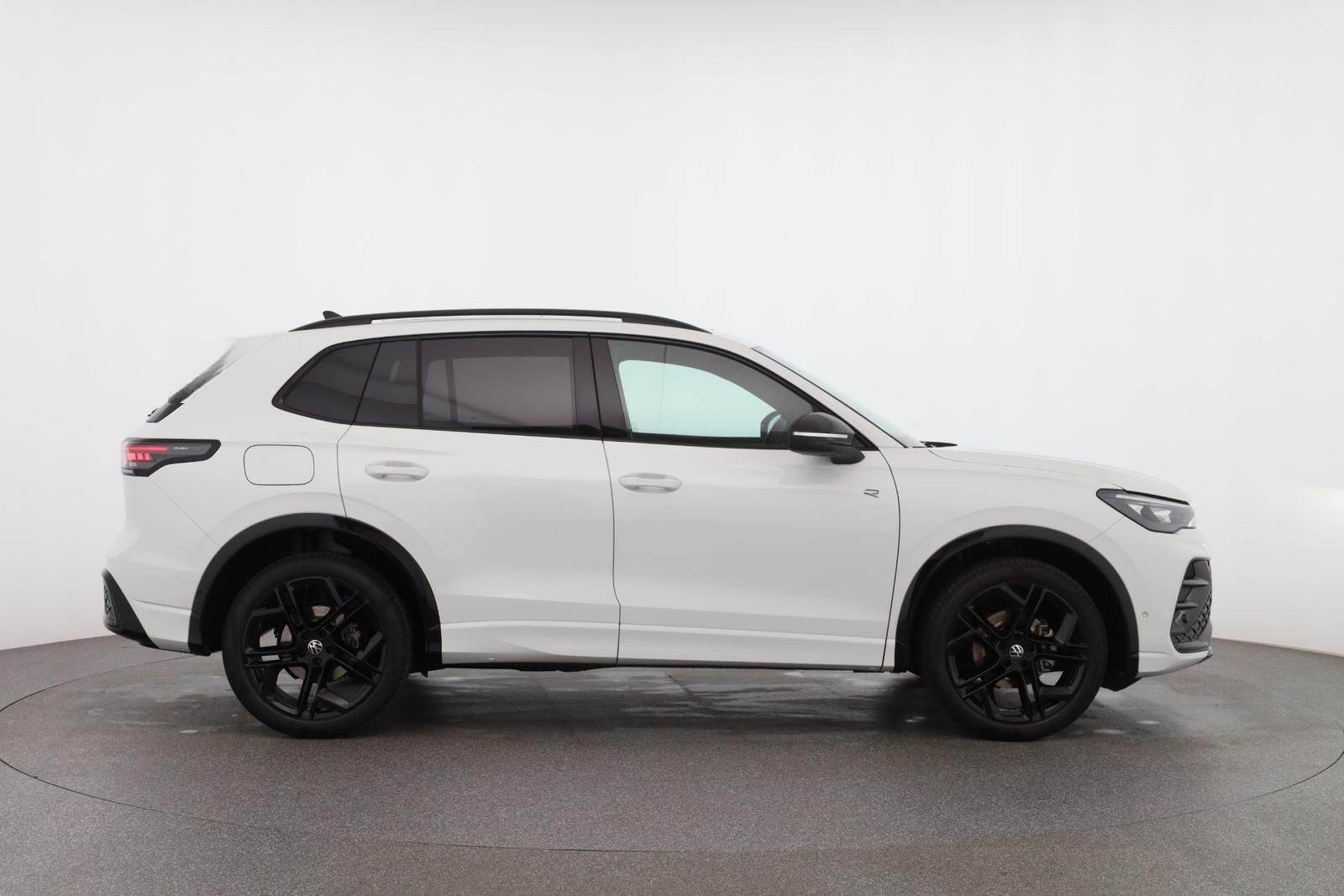 Volkswagen Tiguan R-Line eTSI DSG foto 6