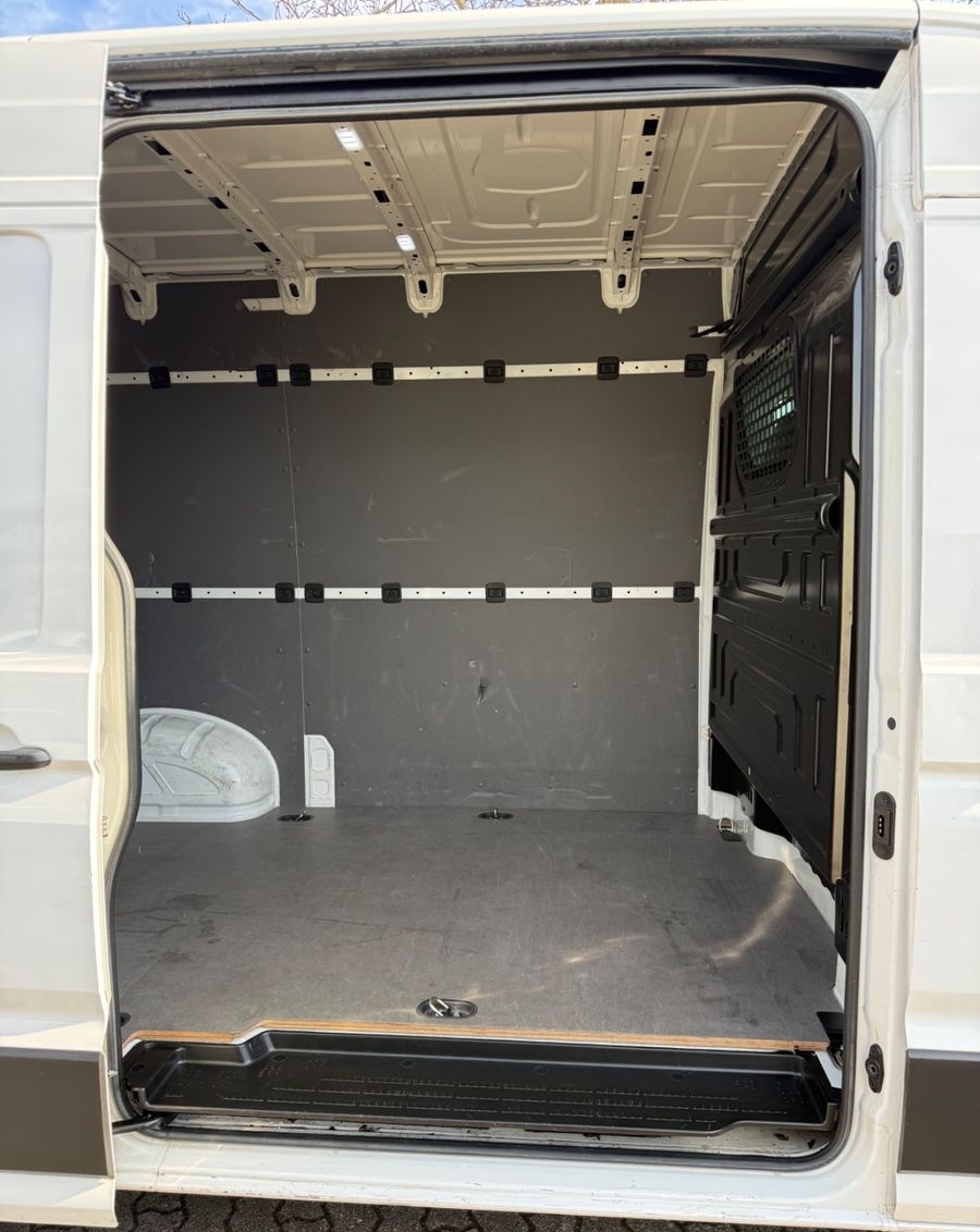 Volkswagen Crafter 35 2.0 TDI Kasten Mittllang Klima LED foto 9