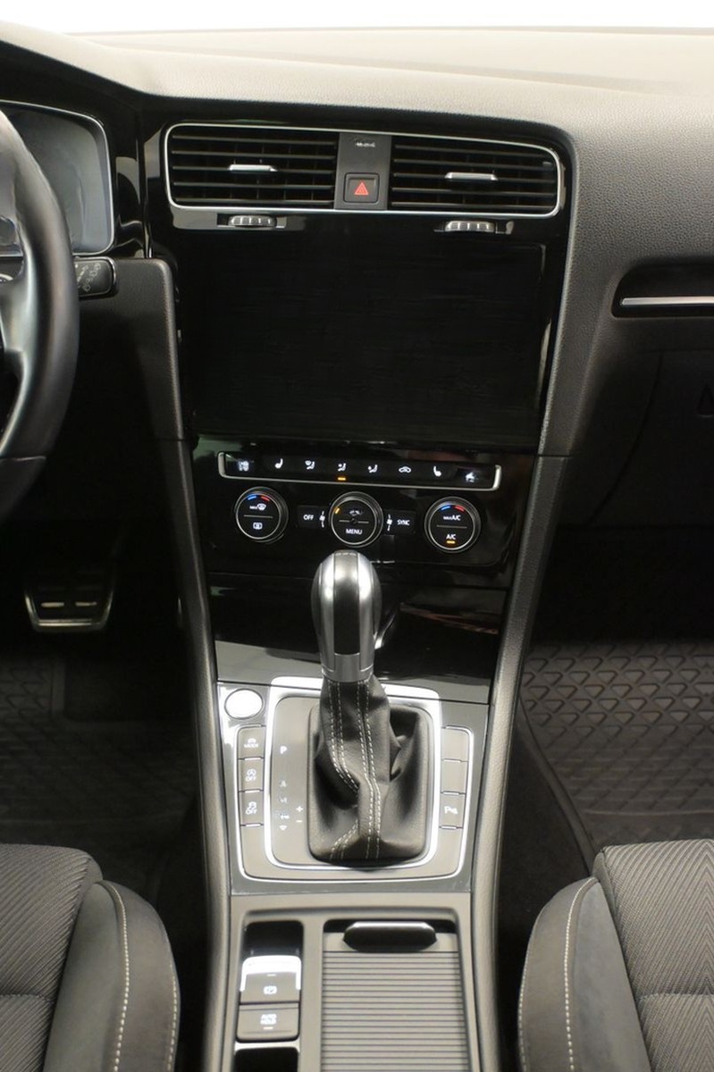Volkswagen Golf R 4Motion *VIRTUAL *ACC *SHZ *KEYLESS *PDC foto 13