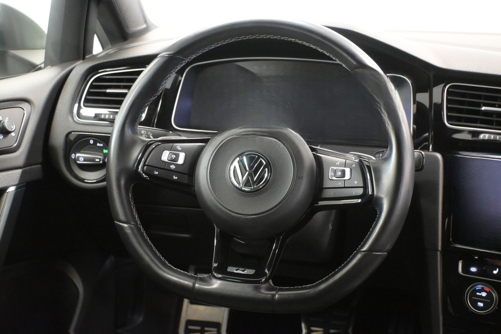 Volkswagen Golf R 4Motion *VIRTUAL *ACC *SHZ *KEYLESS *PDC foto 14