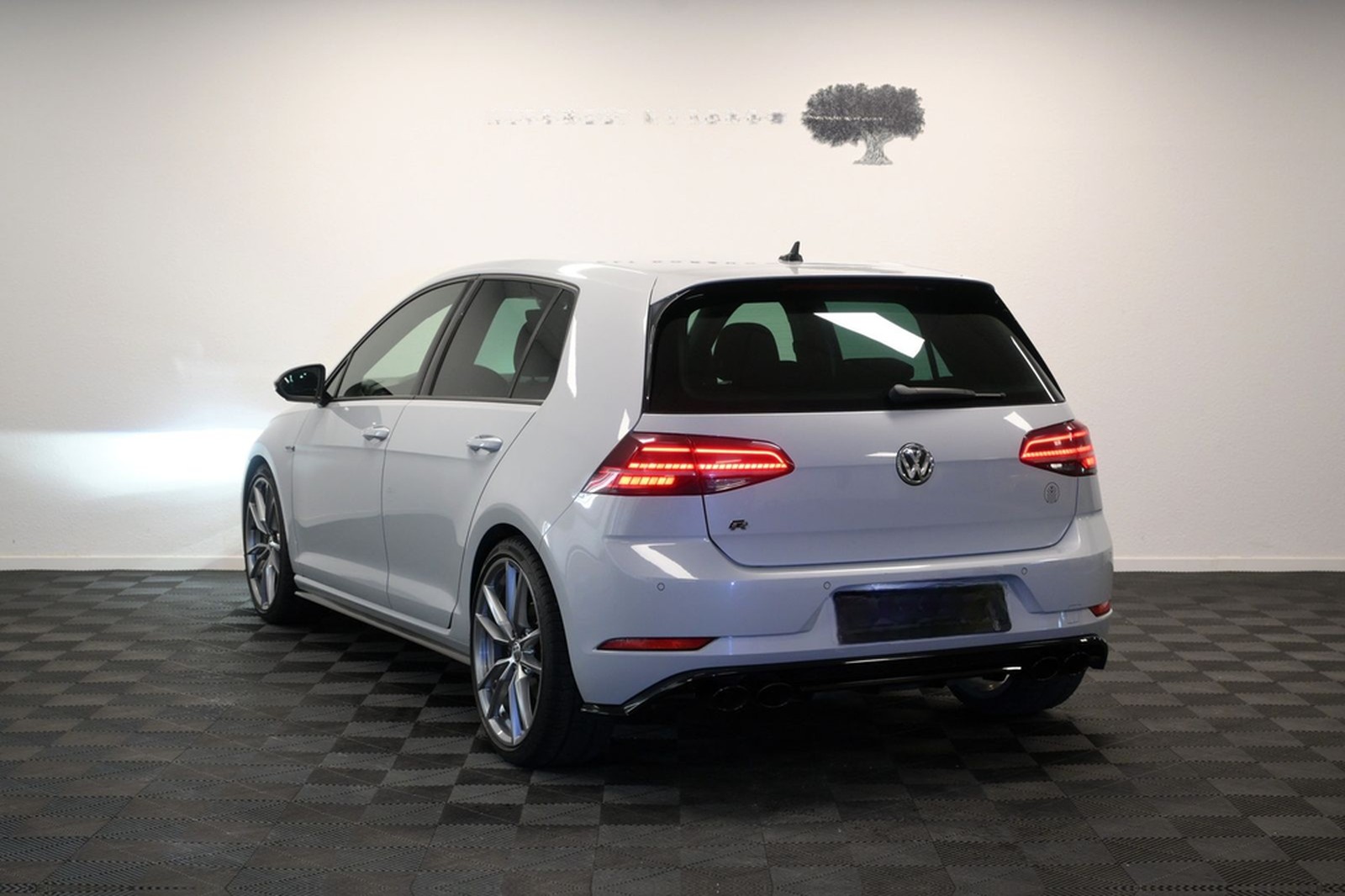 Volkswagen Golf R 4Motion *VIRTUAL *ACC *SHZ *KEYLESS *PDC foto 10