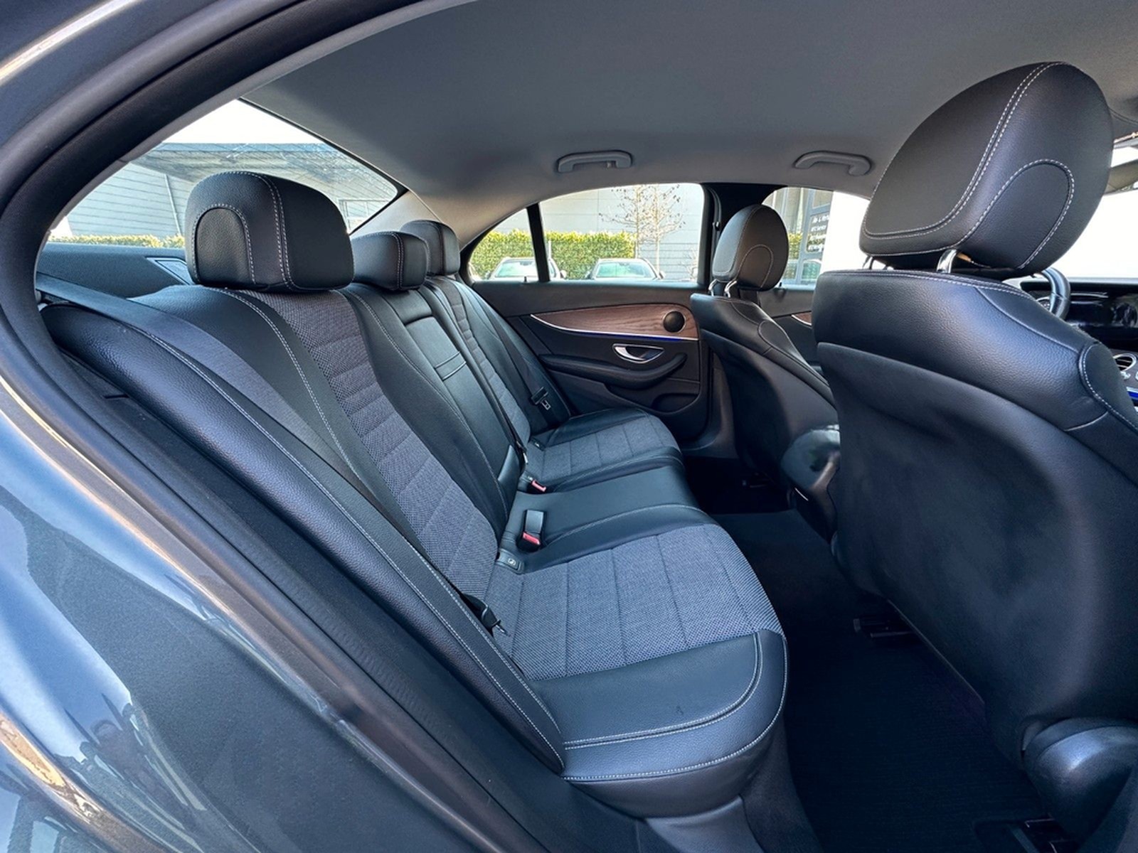 Mercedes-Benz E 200 Limousine 9G*LUXURY*AMBIENTE*NAVI*KAMERA* foto 16