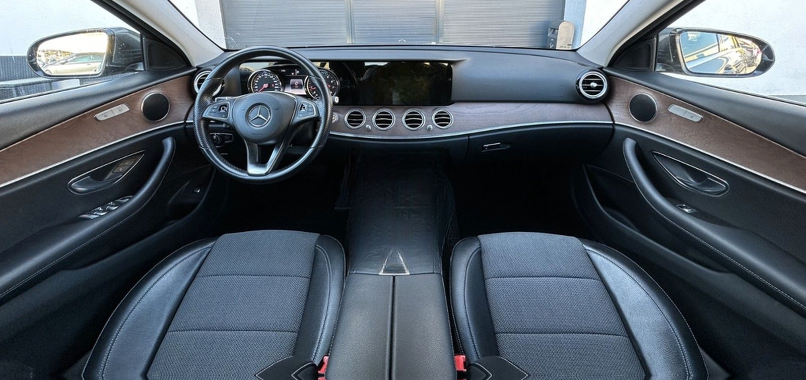 Mercedes-Benz E 200 Limousine 9G*LUXURY*AMBIENTE*NAVI*KAMERA* foto 3