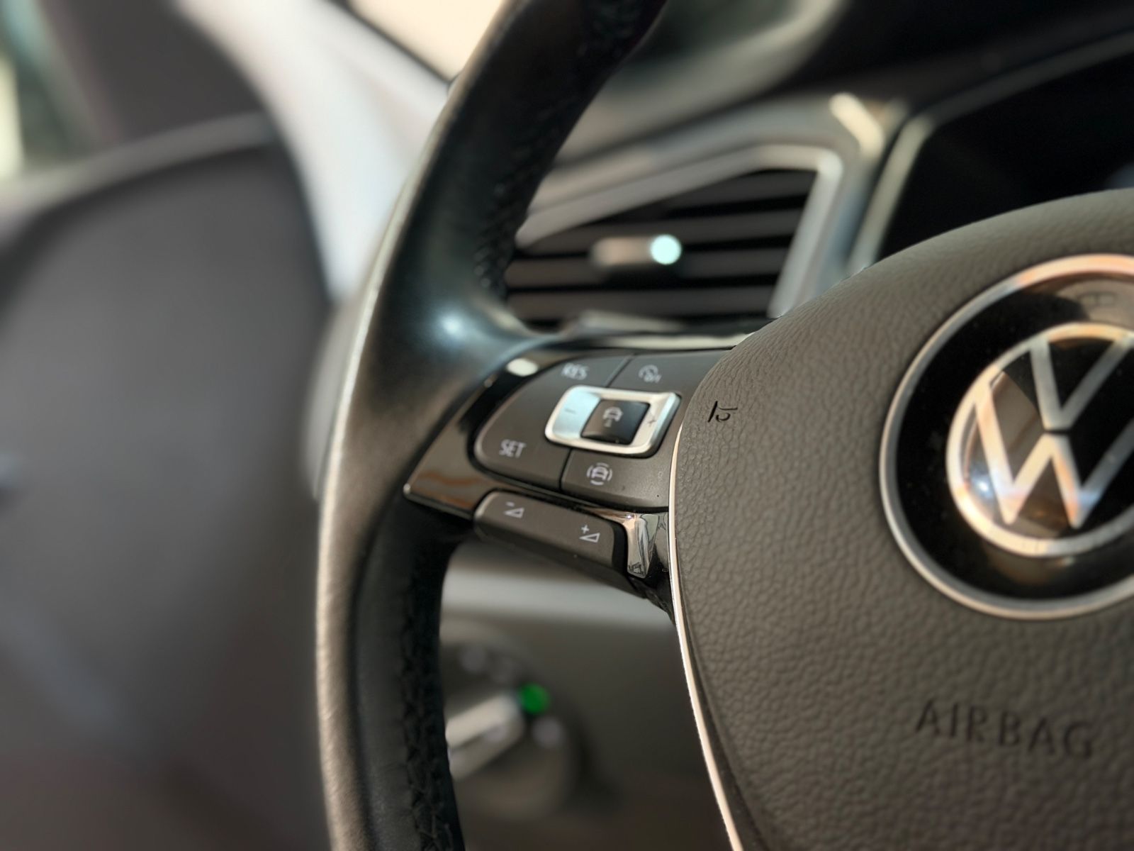 Volkswagen T-Roc Sport 1.5 TSI/AHK/ACC/KAM/LED/SIDE/SHZ/LHZ foto 20