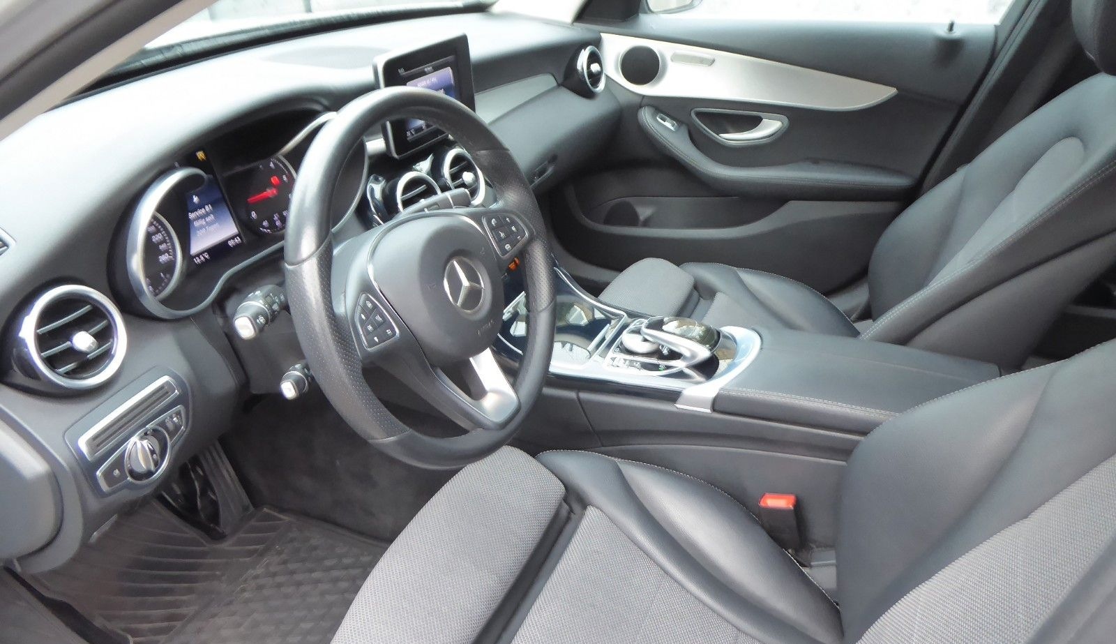 Mercedes-Benz C 200 T d G-Tronic Plus Avantgarde foto 8