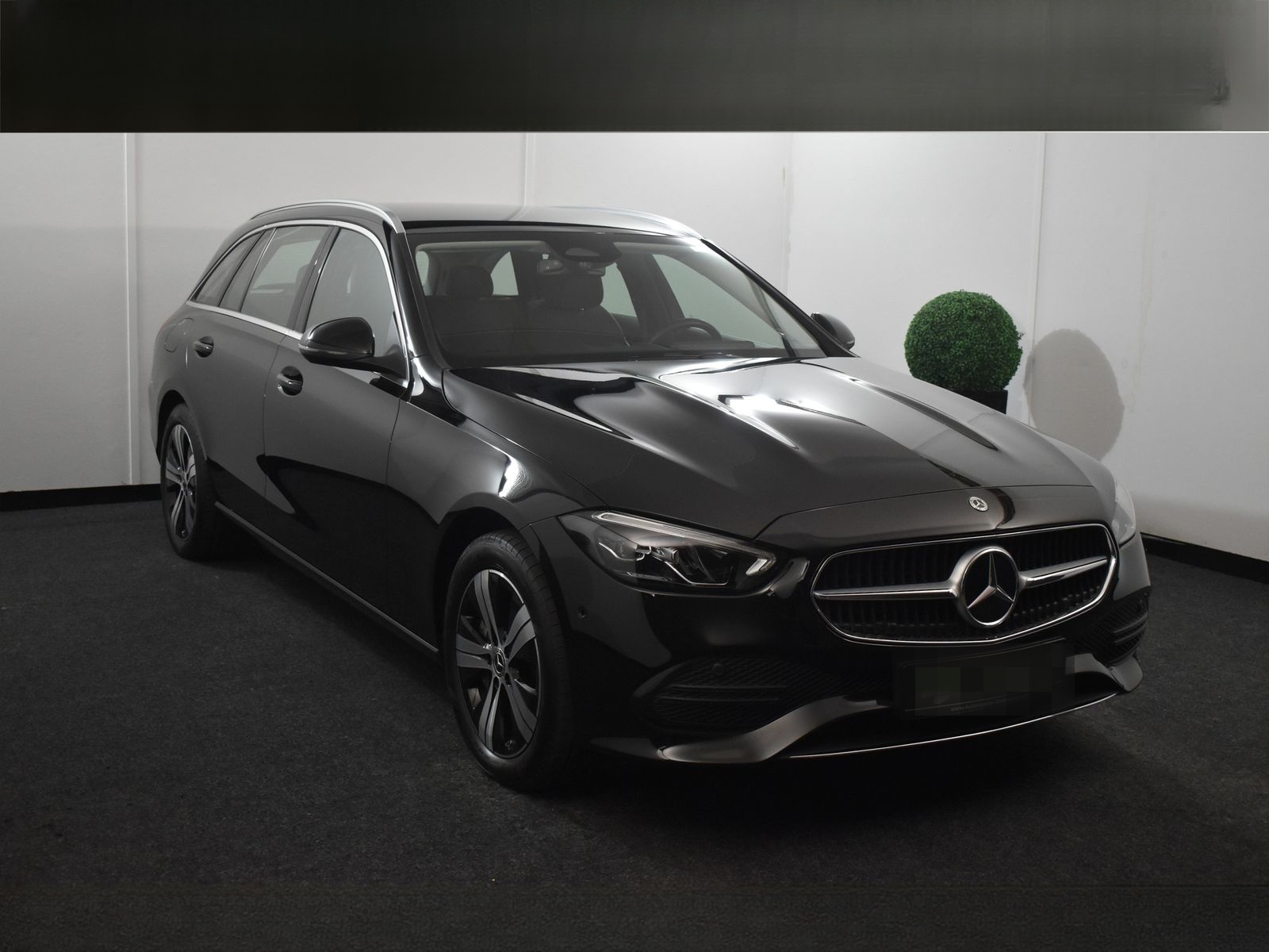 Mercedes-Benz C 300 e T Avantgarde *Distro*AHK*KAM*LED*Sound* foto 4