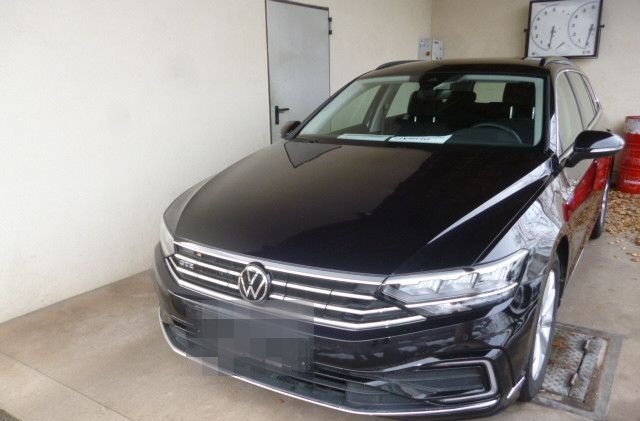 Volkswagen Passat Variant GTE Hybrid DSG LED NAVI, ALU Kame foto 2