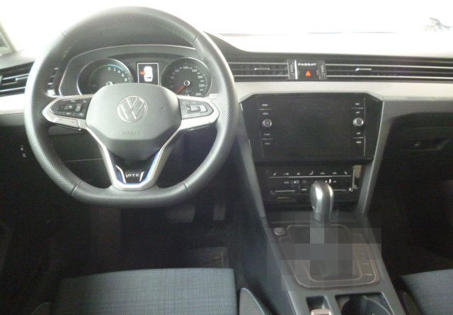 Volkswagen Passat Variant GTE Hybrid DSG LED NAVI, ALU Kame foto 10