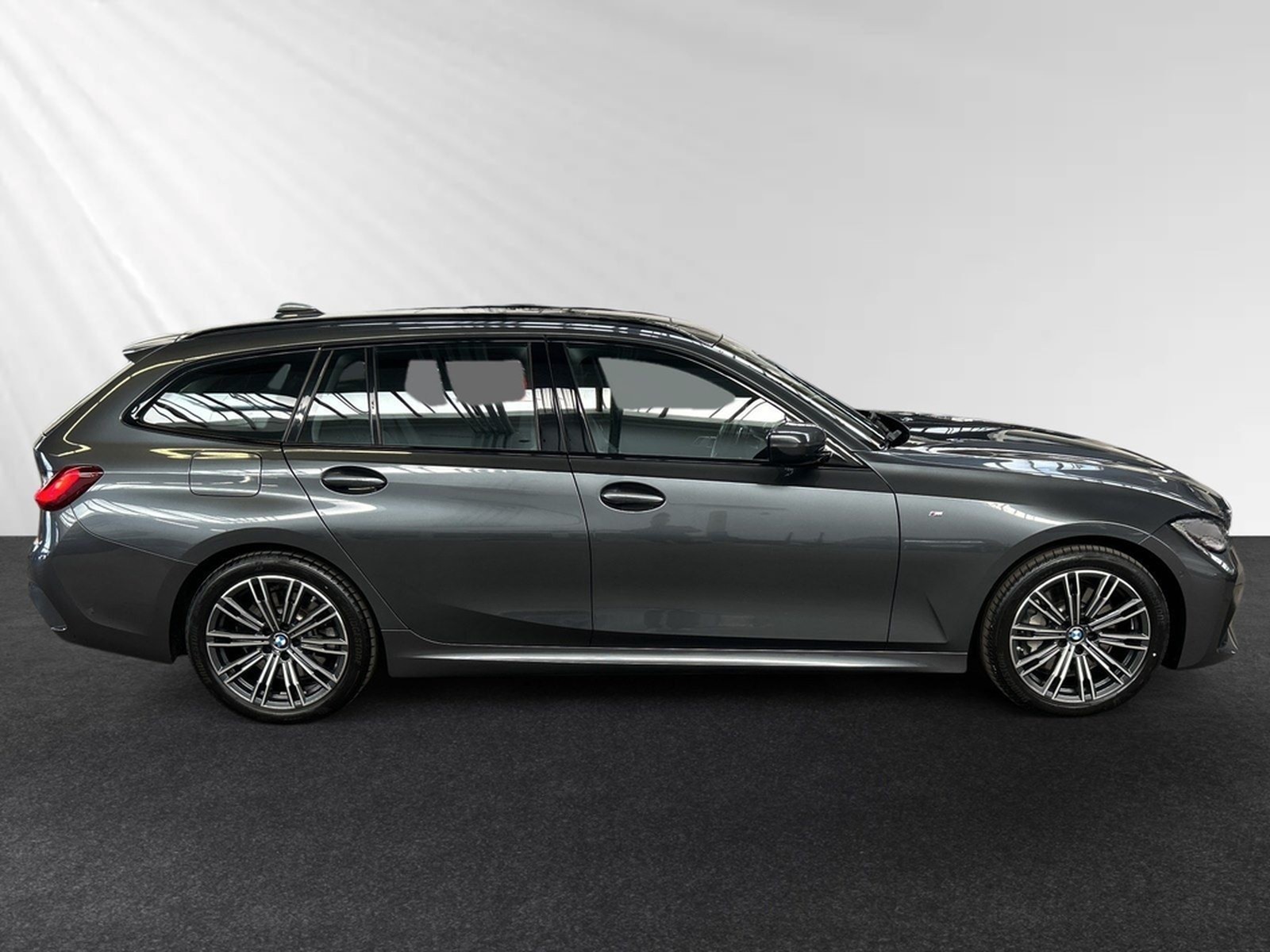 BMW 330i Touring M Sport|Panorama|Head-Up|HiFi foto 2