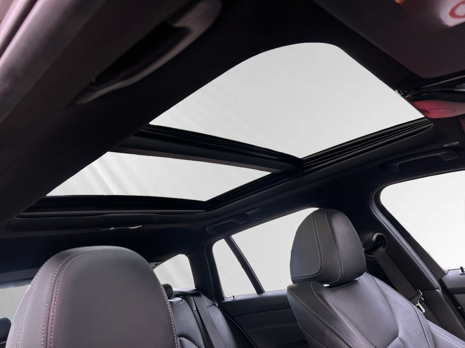 BMW 330i Touring M Sport|Panorama|Head-Up|HiFi foto 19