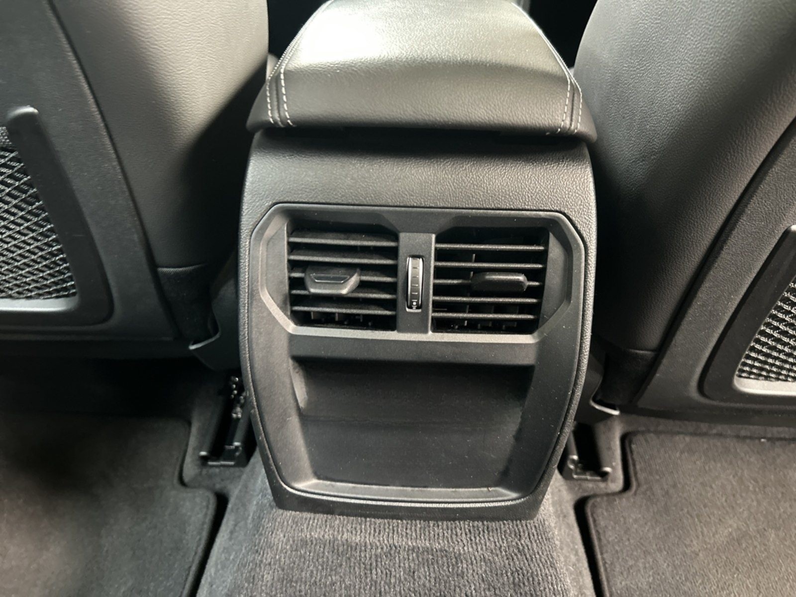 BMW 330i Touring M Sport|Panorama|Head-Up|HiFi foto 20