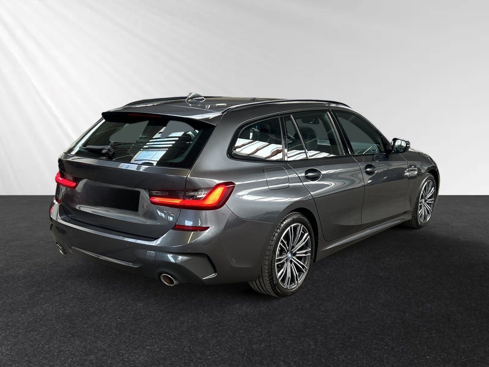 BMW 330i Touring M Sport|Panorama|Head-Up|HiFi foto 3