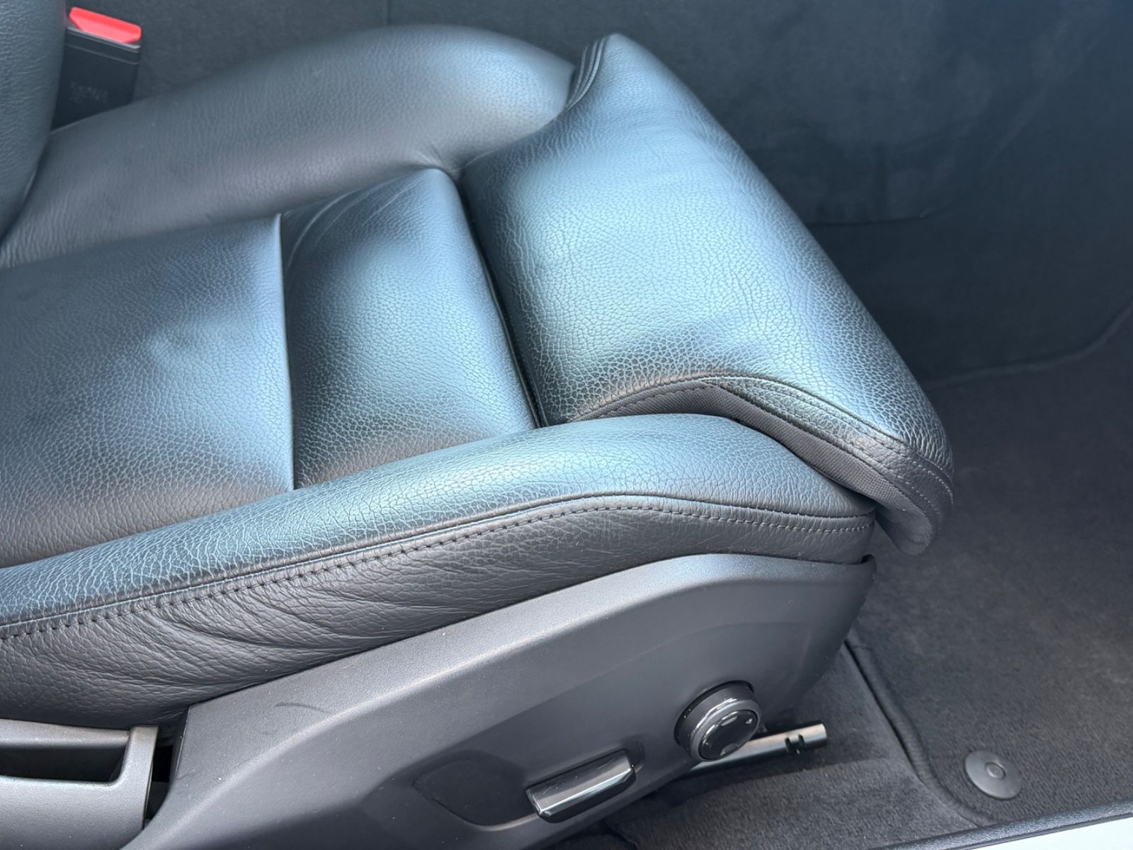 Volvo S60 B4 B INSCRIPTION*LEDER*MEMORY*LED*KEY*NAVI foto 23