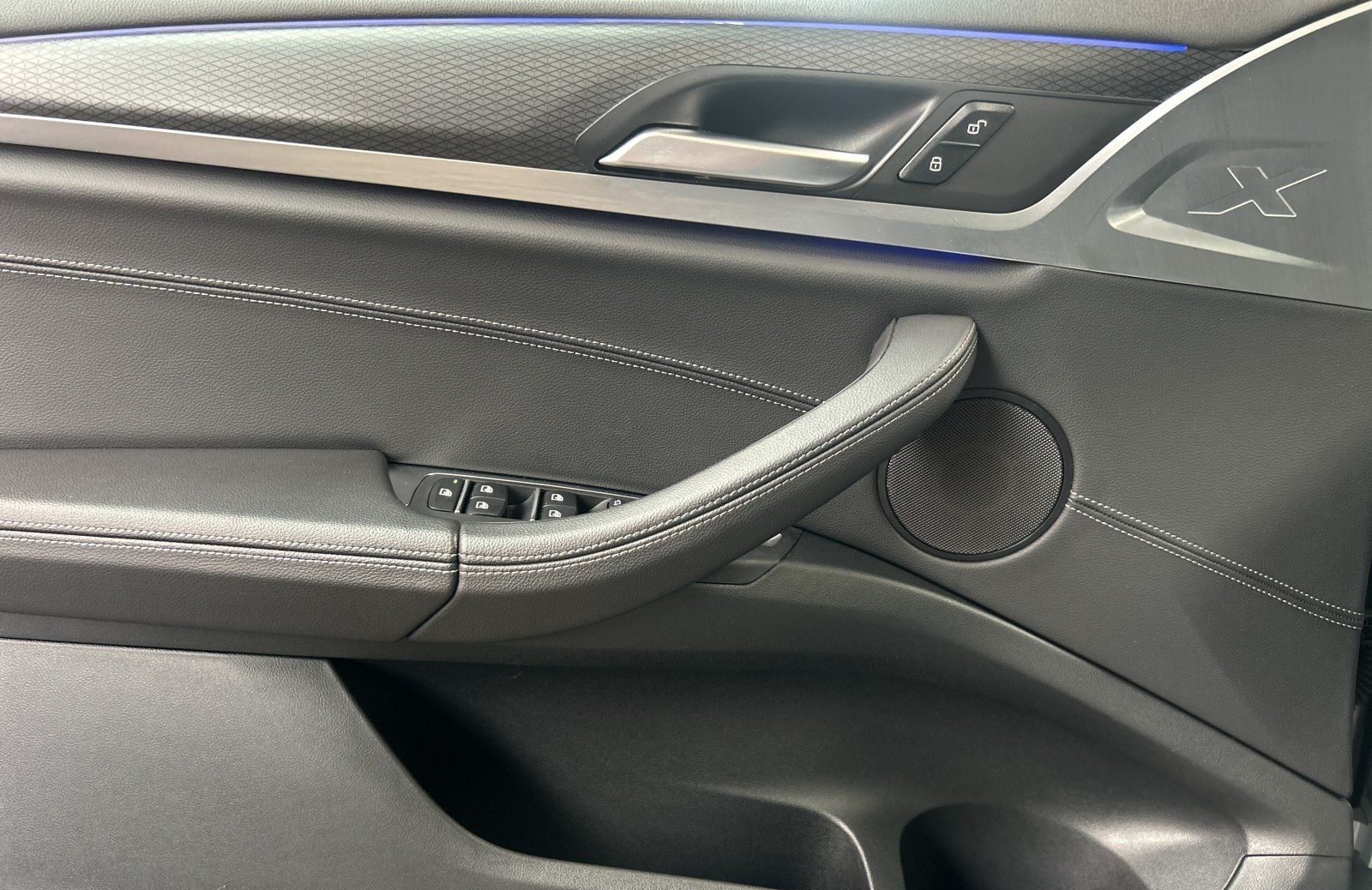 BMW X3 xDrive20d M Sport|AHK|HiFi|Laser|Standhzg. foto 17