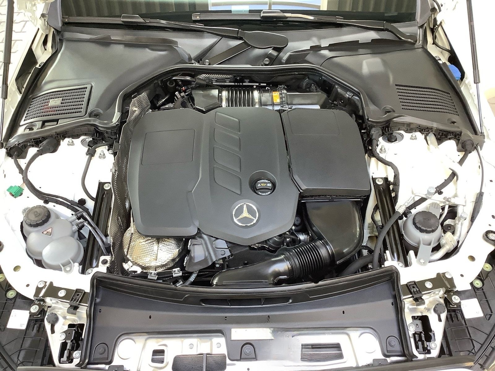 Mercedes-Benz C 300 de T Avantgarde Panorama AHK Kamera LED foto 5
