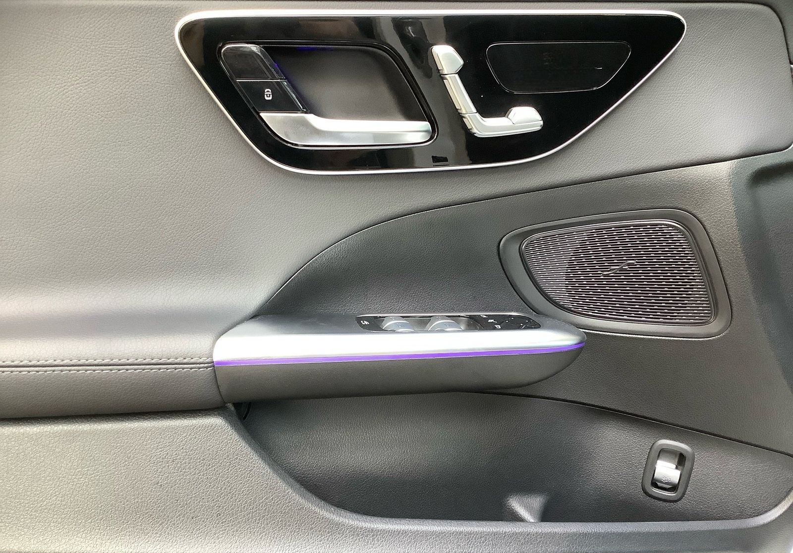 Mercedes-Benz C 300 de T Avantgarde Panorama AHK Kamera LED foto 6