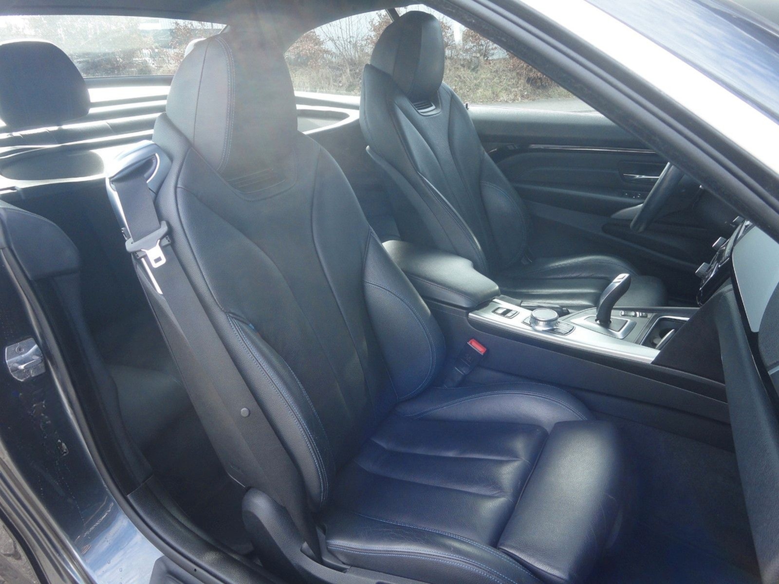 BMW 420i Cabrio M Sport,Navi Prof.,DAB,H&K,19" foto 11