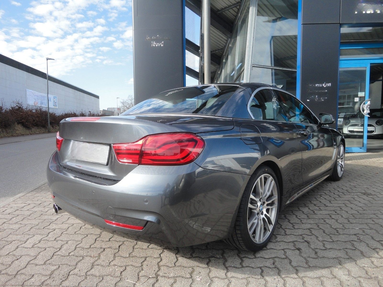 BMW 420i Cabrio M Sport,Navi Prof.,DAB,H&K,19" foto 5