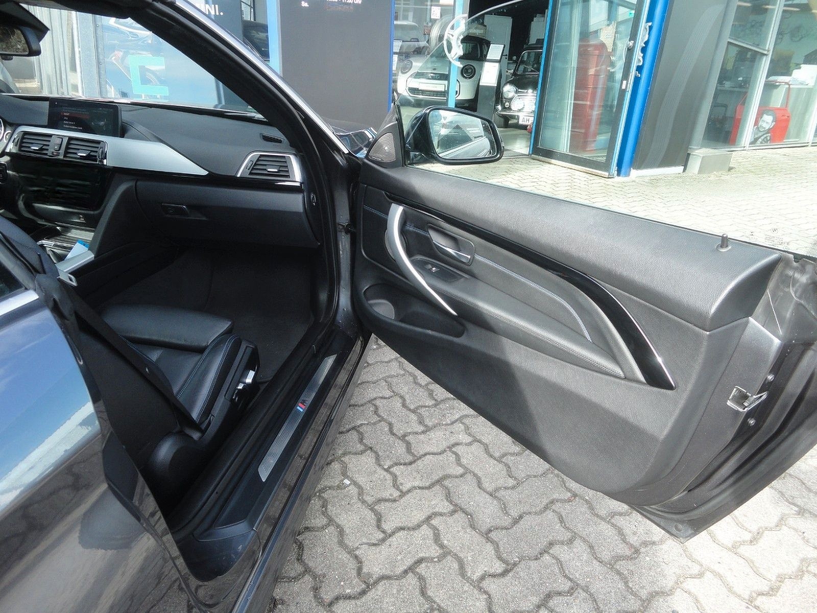 BMW 420i Cabrio M Sport,Navi Prof.,DAB,H&K,19" foto 8