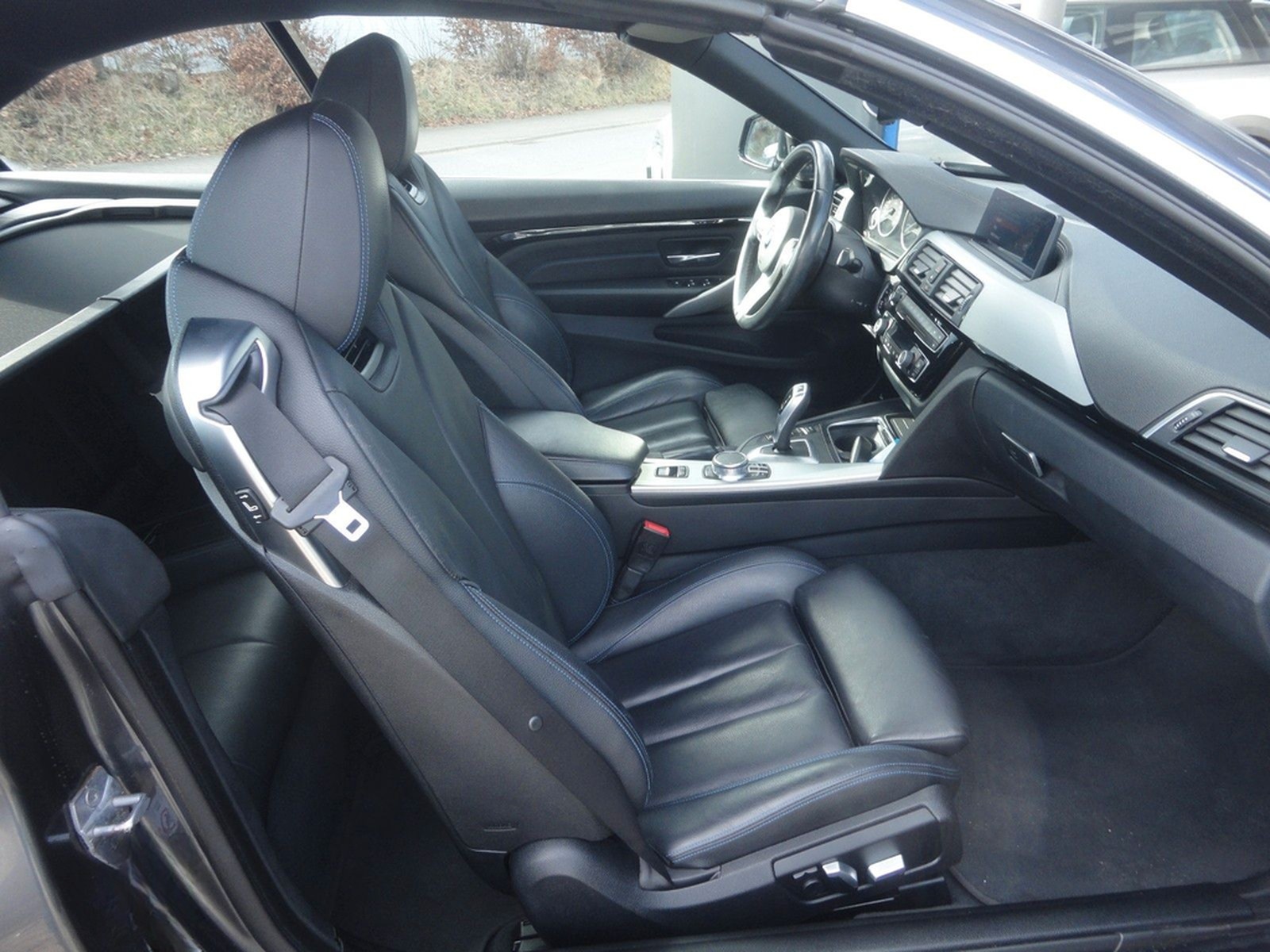 BMW 420i Cabrio M Sport,Navi Prof.,DAB,H&K,19" foto 9