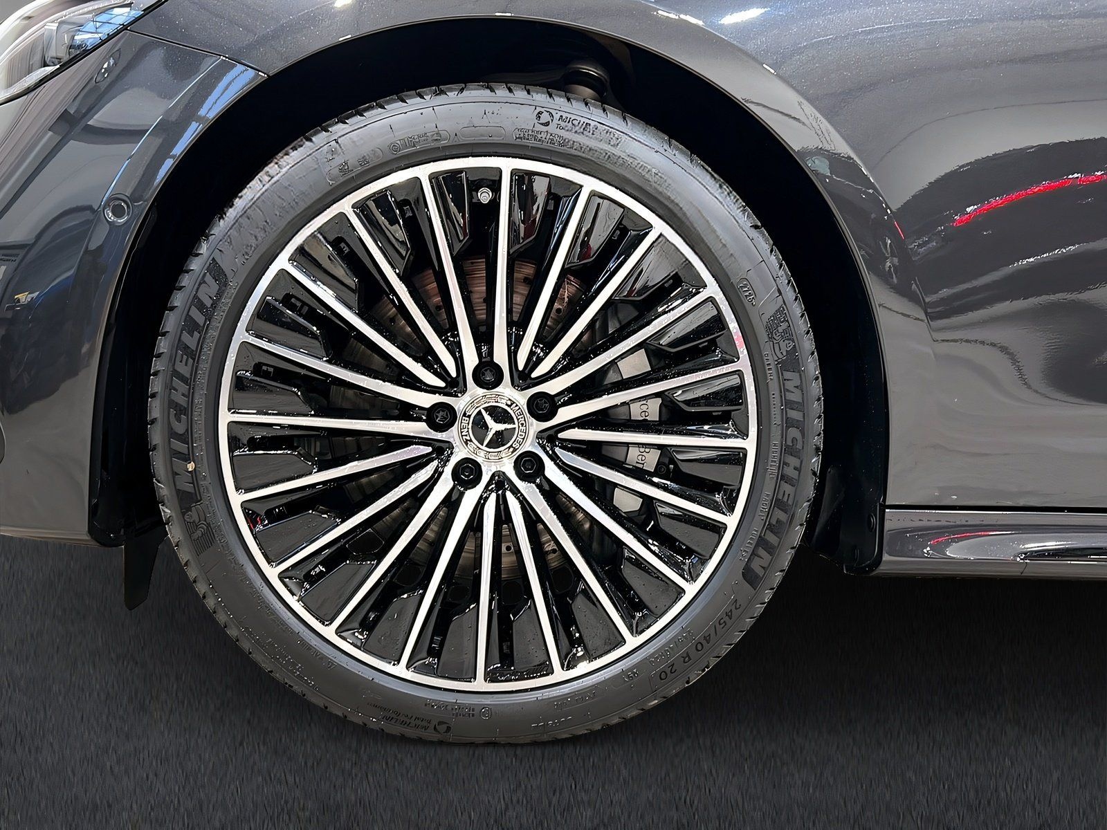 Mercedes-Benz E 450 d 4M T-Modell AMG+DISTR+Burm+Pano+AHK+360° foto 7