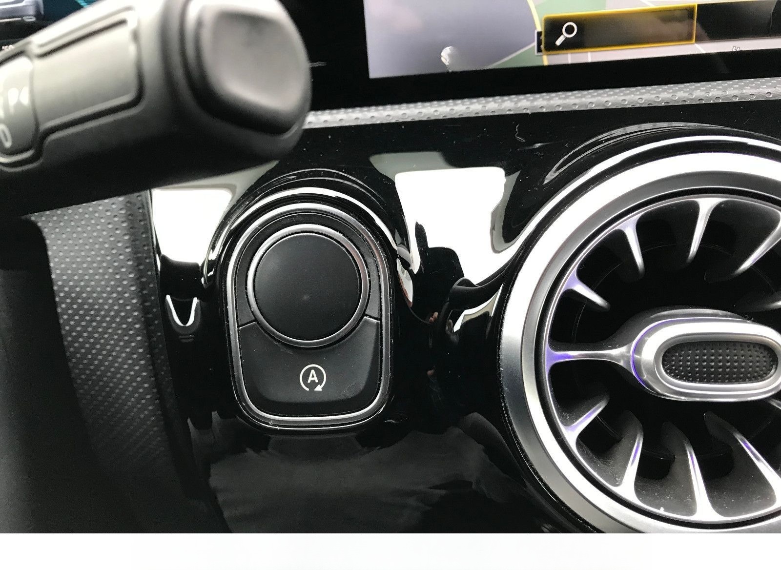 Mercedes-Benz A 180 Edition 19 *Automatik Sportsitze*Navi/Cam. foto 21