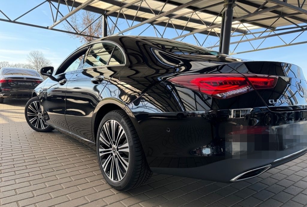 Mercedes-Benz CLA 180 Progressiv, CarPlay, aug. reality, AHK foto 19